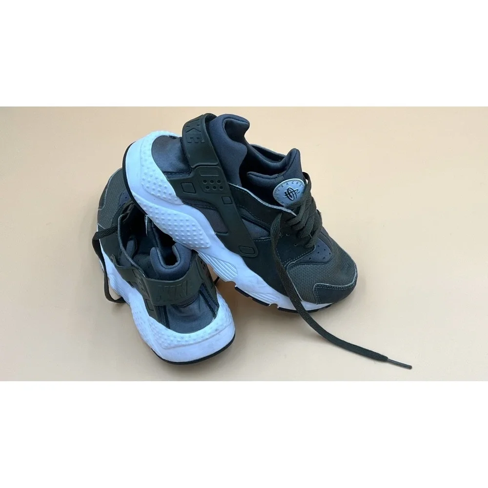 Nike Air Huarache Cargo Khaki White 6.5Y